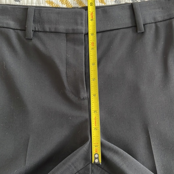 Theory Treeca Cropped Wool Pants - Picture 6 of 7